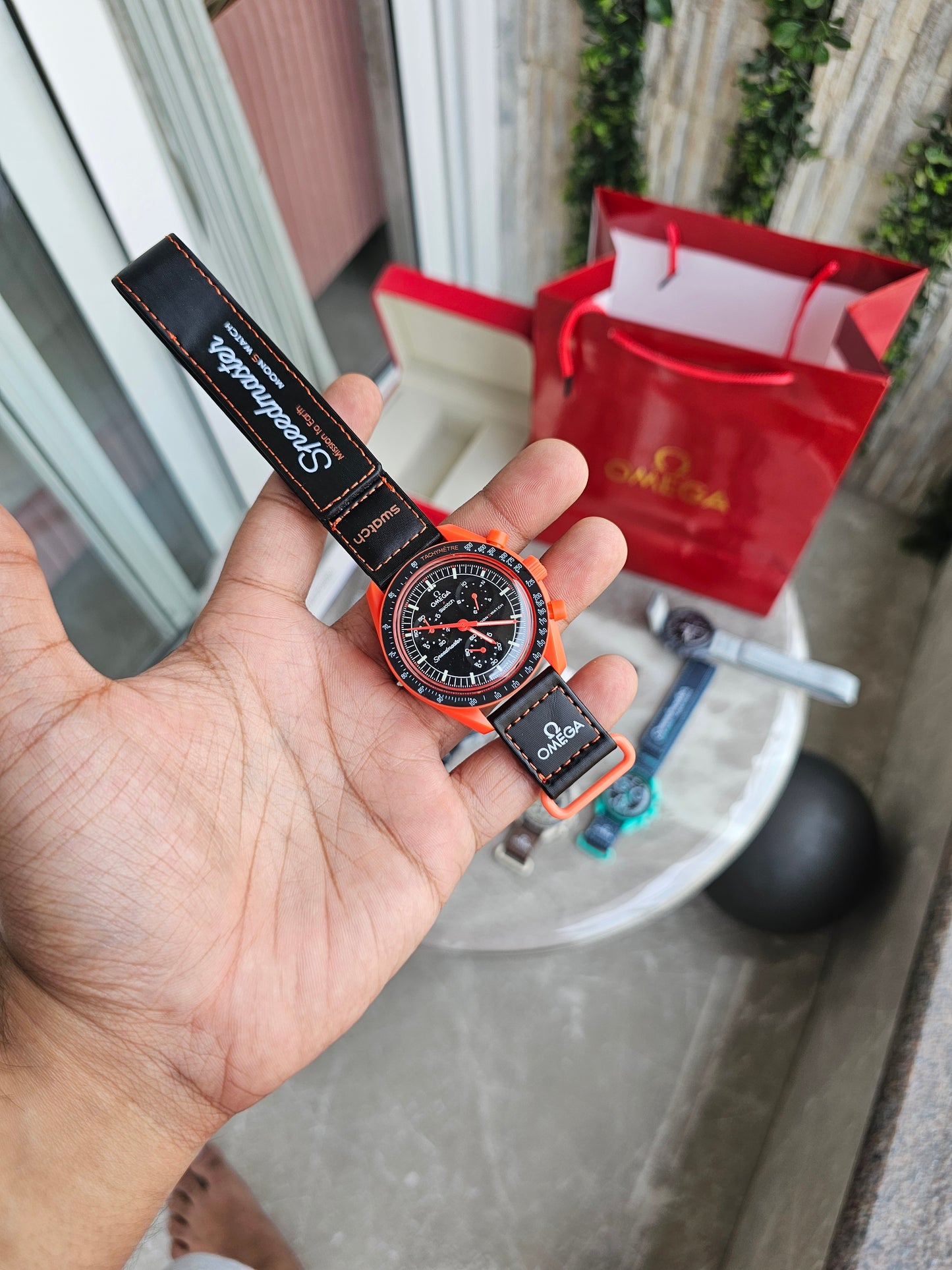 Omega Speedmaster Moonswatch redblack